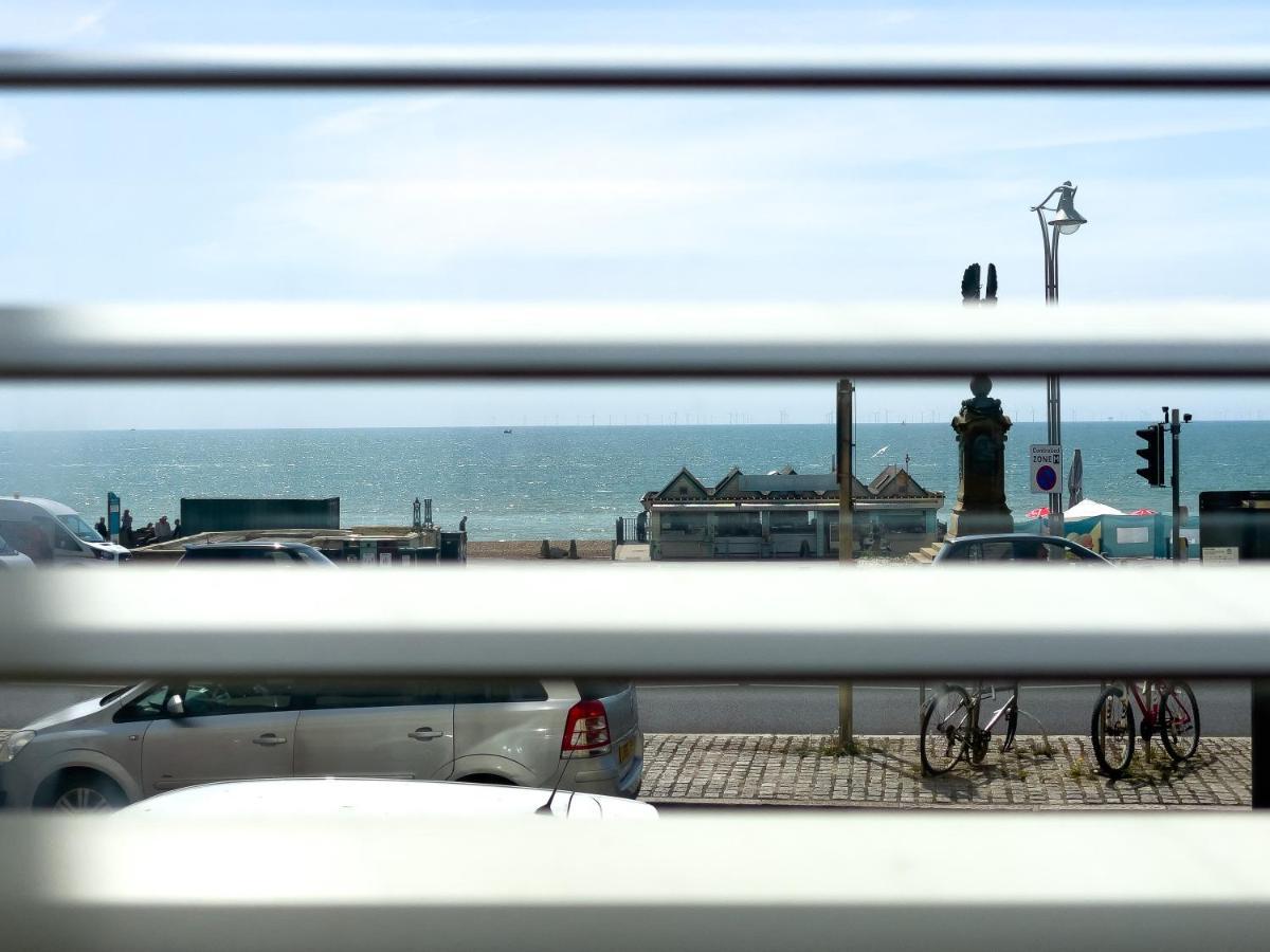 Deco Seafront - By My Getaways Apartment Brighton Exterior photo